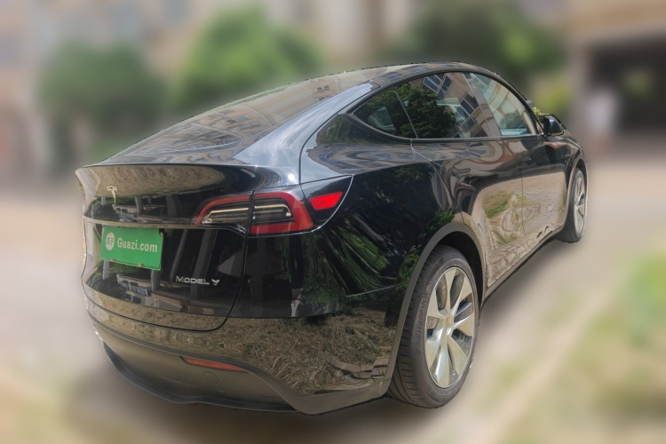 Tesla Model Y 2023 #5 Tesla Model Y 2023 immagine di auto #5