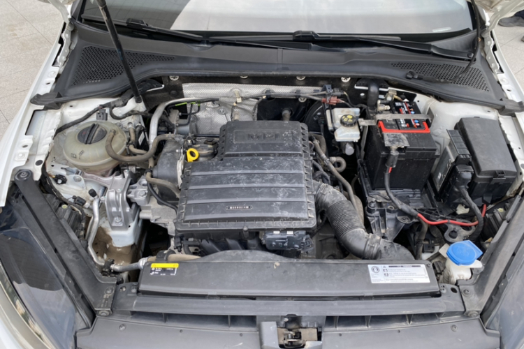Volkswagen Golf 2019 #21 Volkswagen Golf 2019 car image #21