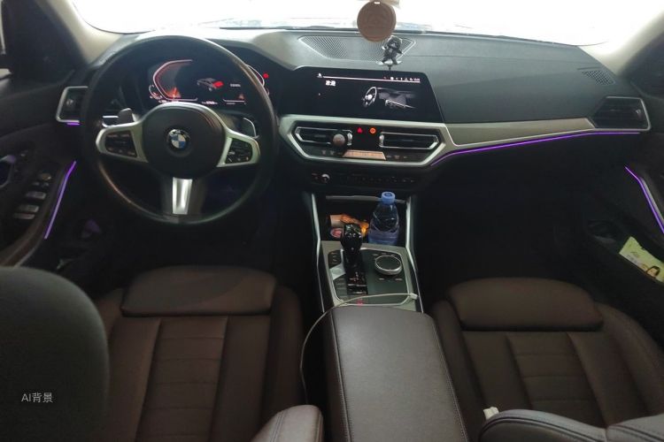 BMW 3 Series 2020 car image #11