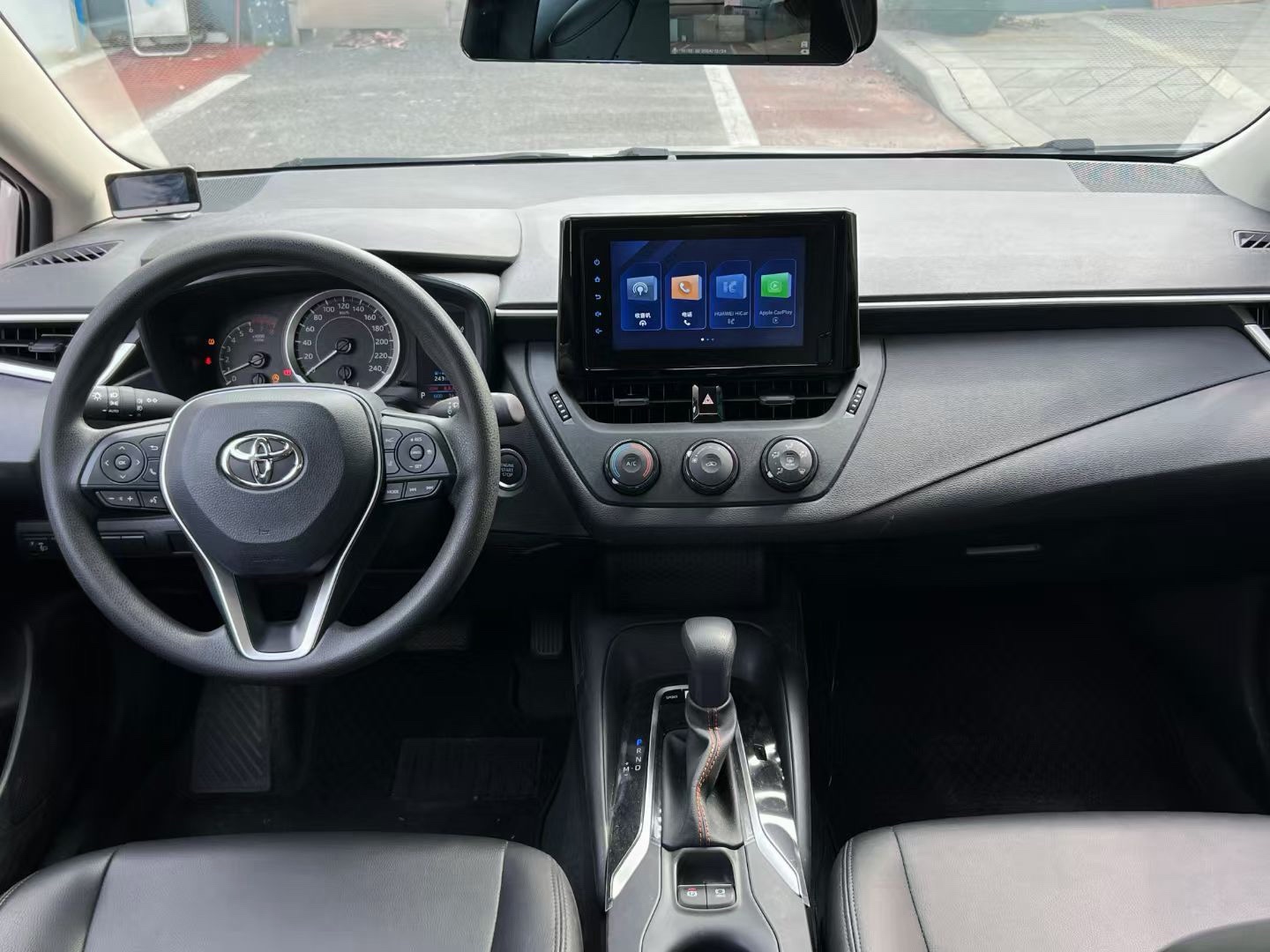 Toyota Corolla 2023 #6 Toyota Corolla 2023 صورة سيارة #6