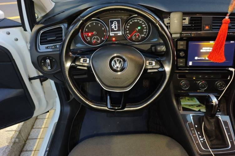 Volkswagen Golf 2019 #12 Volkswagen Golf 2019 car image #12