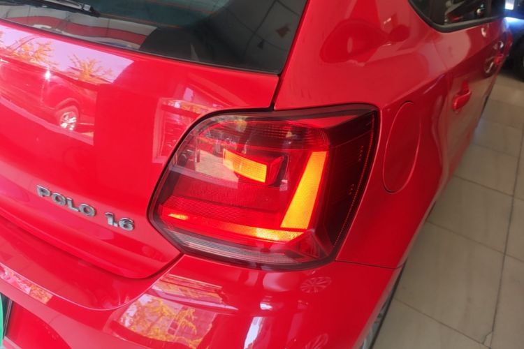 Volkswagen Polo 2014 #8 Volkswagen Polo 2014 car image #8