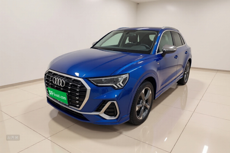 Audi Q3 2020 car image #2
