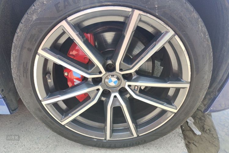 BMW 3 Series 2020 car image #9