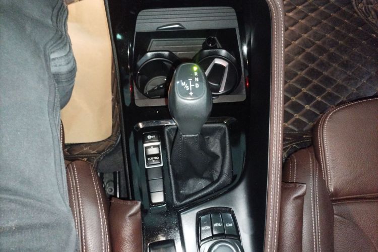 BMW X1 2018 imagen de coche #14