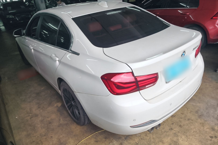 BMW 3 Series 2017 #5 BMW 3 Series 2017 car image #5