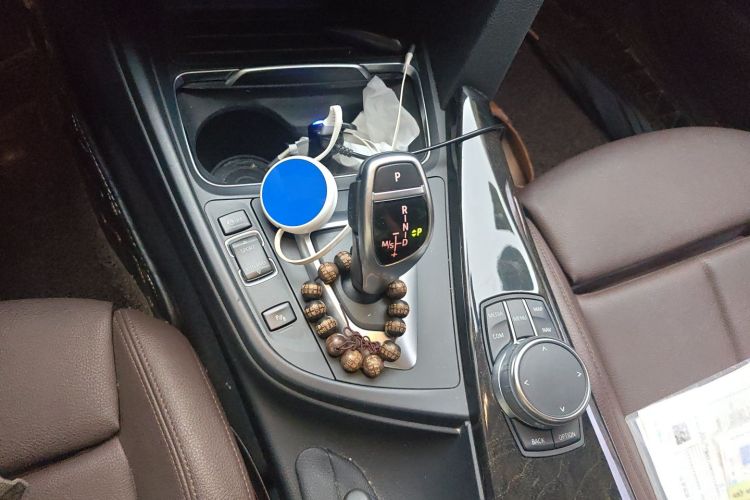 BMW 3 Series 2019 #14 BMW 3 Series 2019 car image #14