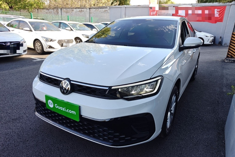 Volkswagen Lavida 2026 car image #2