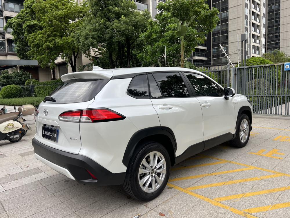 Toyota Corolla Cross 2025 #7 Toyota Corolla Cross 2025 صورة سيارة #7