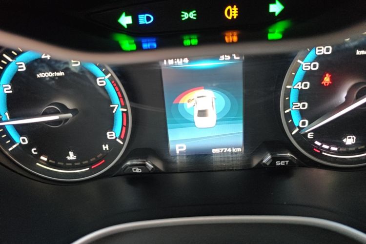 GEELY Emgrand 2019 #12 GEELY Emgrand 2019 car image #12