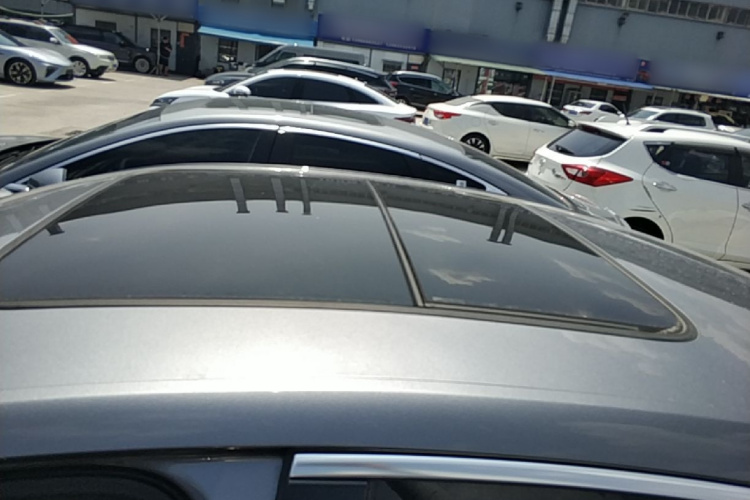 BYD Han 2022 #25 BYD Han 2022 car image #25