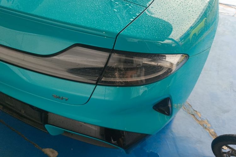MI SU7 2024 car image #8