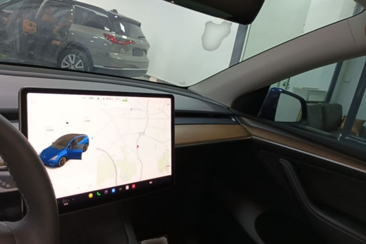 Tesla Model Y 2021 #10 Tesla Model Y 2021 car image #10