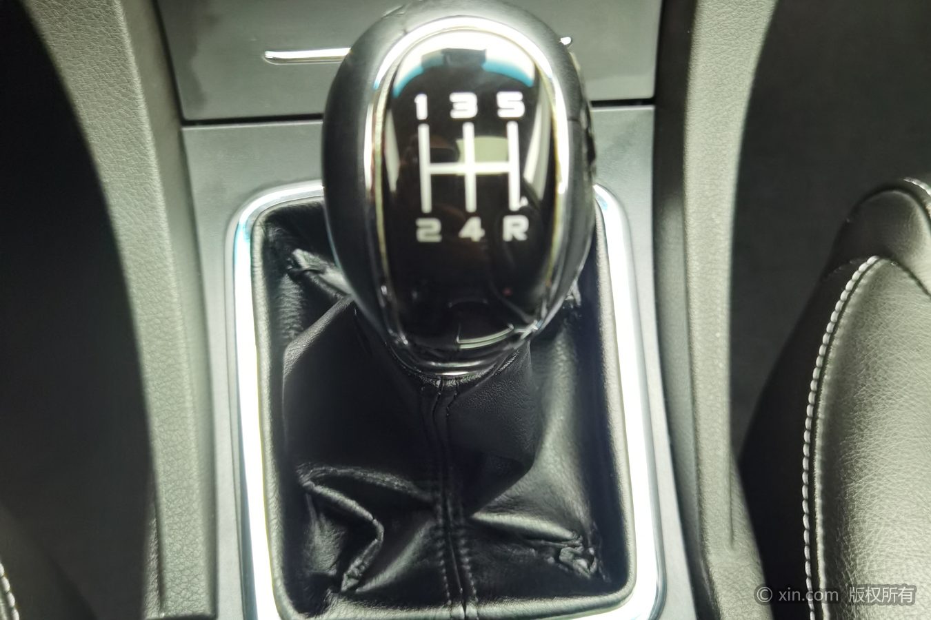 GEELY Emgrand 2017 imagem de carro #14