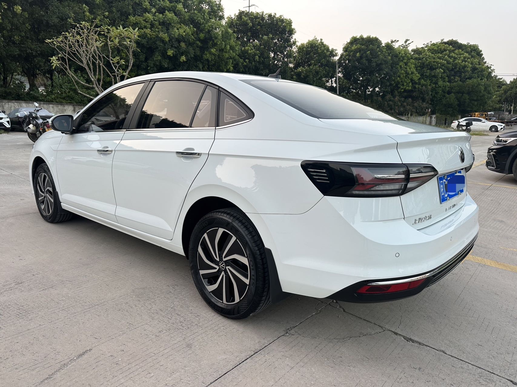 Volkswagen Lavida 2024 car image #5