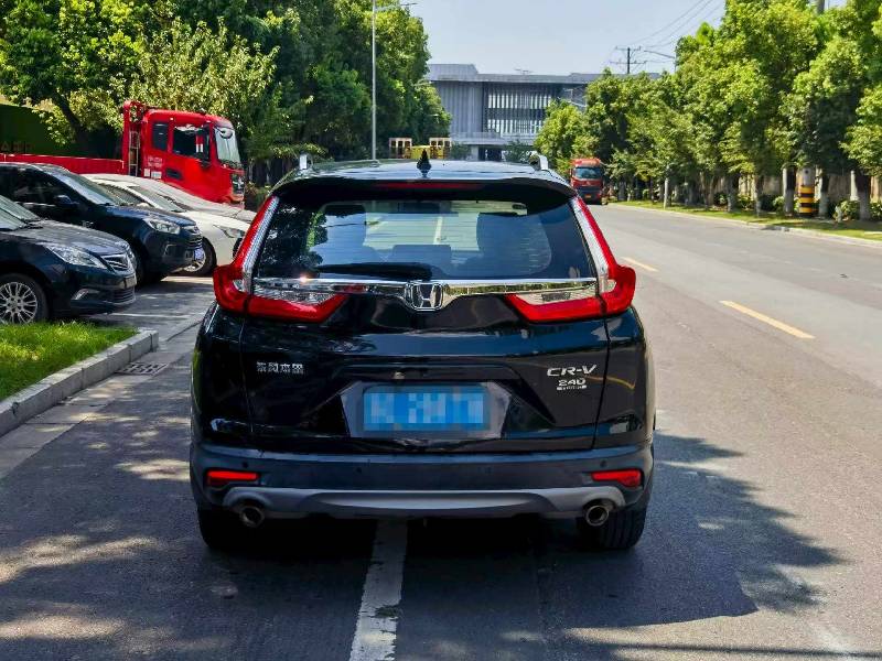 Honda CR-V 2018 #8 Honda CR-V 2018 car image #8