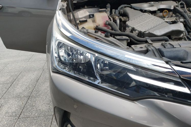 Toyota Corolla 2017 #8 Toyota Corolla 2017 car image #8