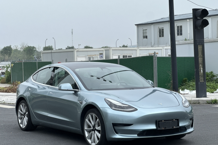 Tesla Model 3 2019 #4 Tesla Model 3 2019 immagine di auto #4