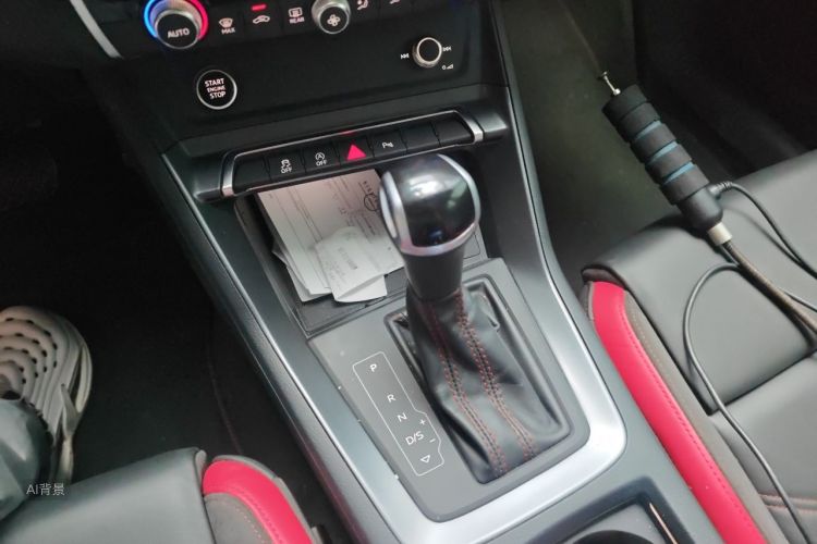 Audi Q3 2022 car image #16