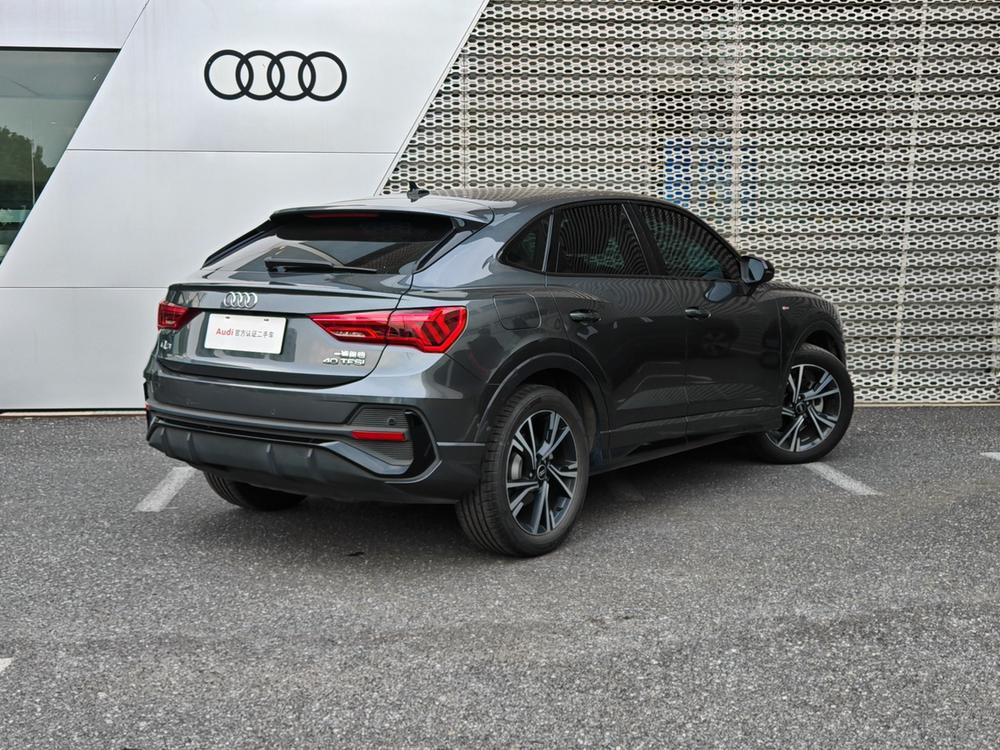 Audi Q3 Sportback 2022 #4 Audi Q3 Sportback 2022 car image #4