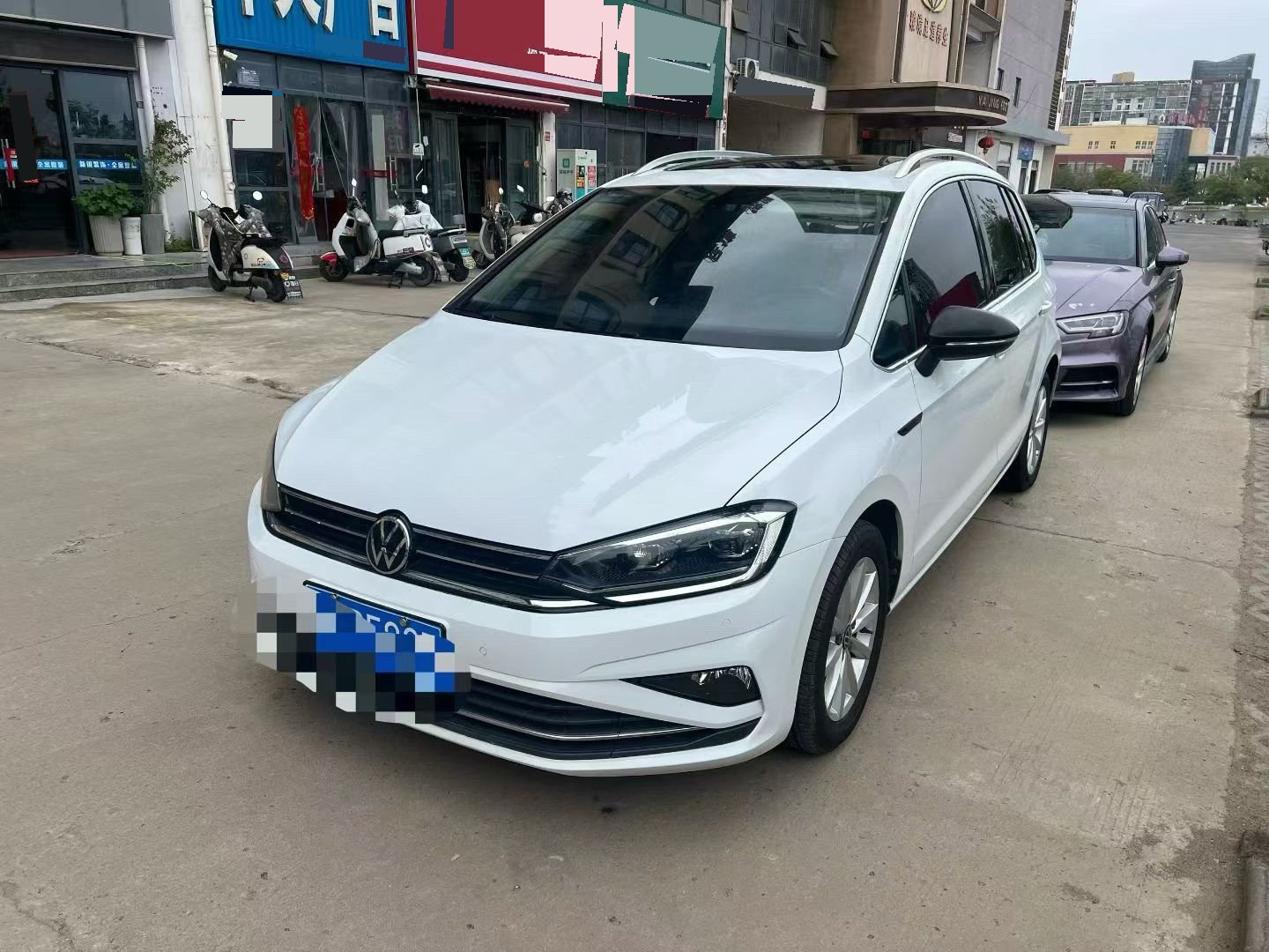 Volkswagen Golf Sportsvan 2019 Volkswagen Golf Sportsvan 2019 image de voiture