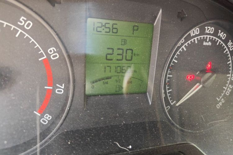 Skoda Rapid 2016 #8 Skoda Rapid 2016 image de voiture #8