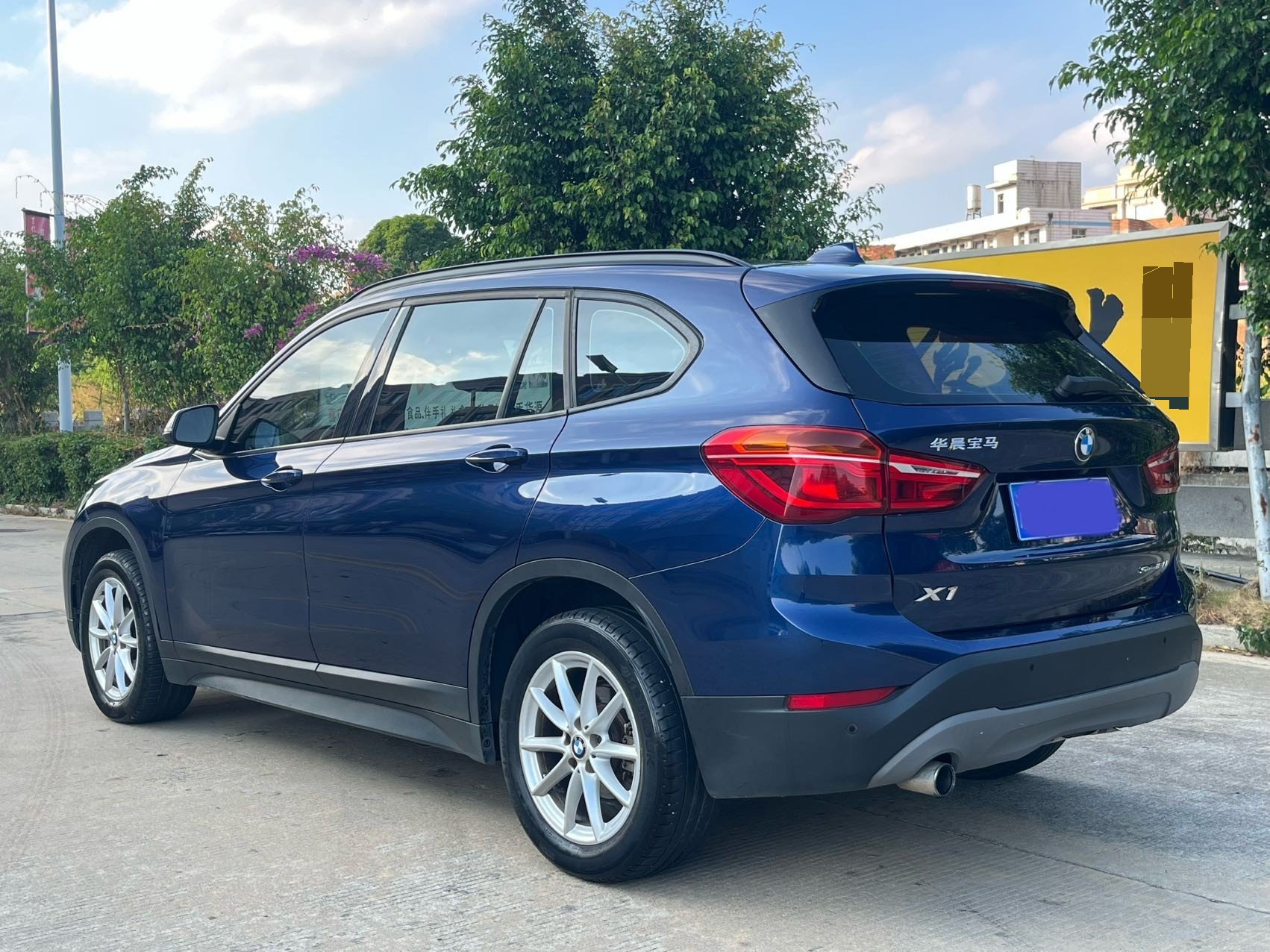 BMW X1 2019 car image #9