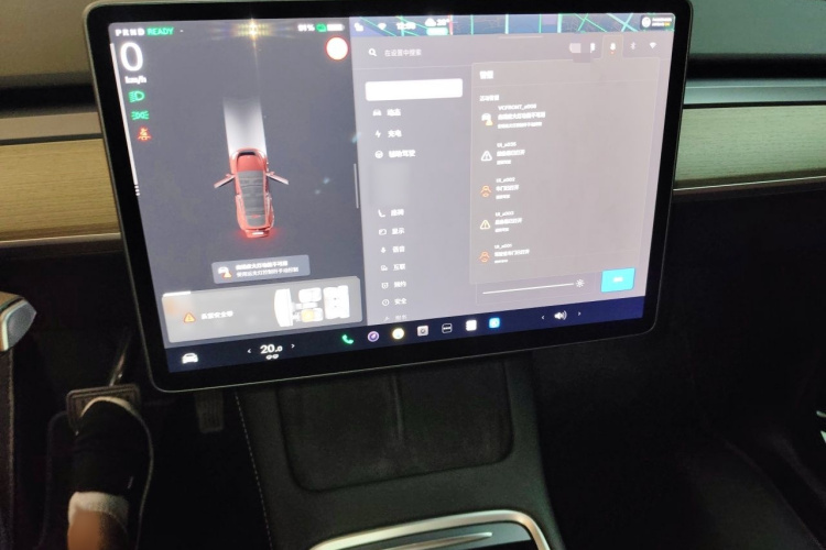 Tesla Model Y 2023 #16 Tesla Model Y 2023 car image #16