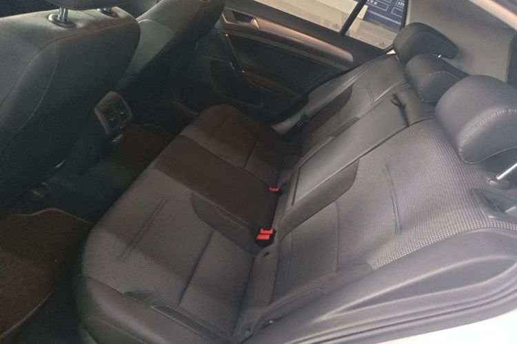 Volkswagen Golf 2020 #17 Volkswagen Golf 2020 صورة سيارة #17