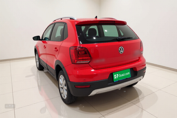 Volkswagen Polo 2015 car image #5