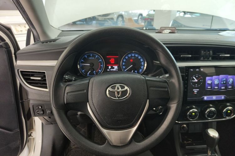 Toyota Corolla 2015 #11 Toyota Corolla 2015 car image #11
