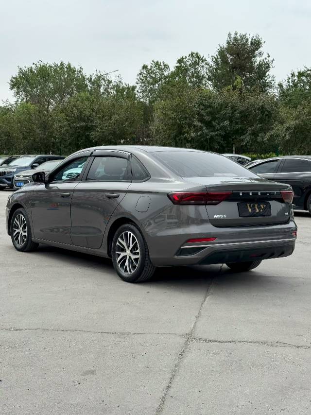 GEELY Emgrand 2024 car image #11