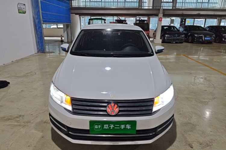 Volkswagen Santana 2022 car image #3