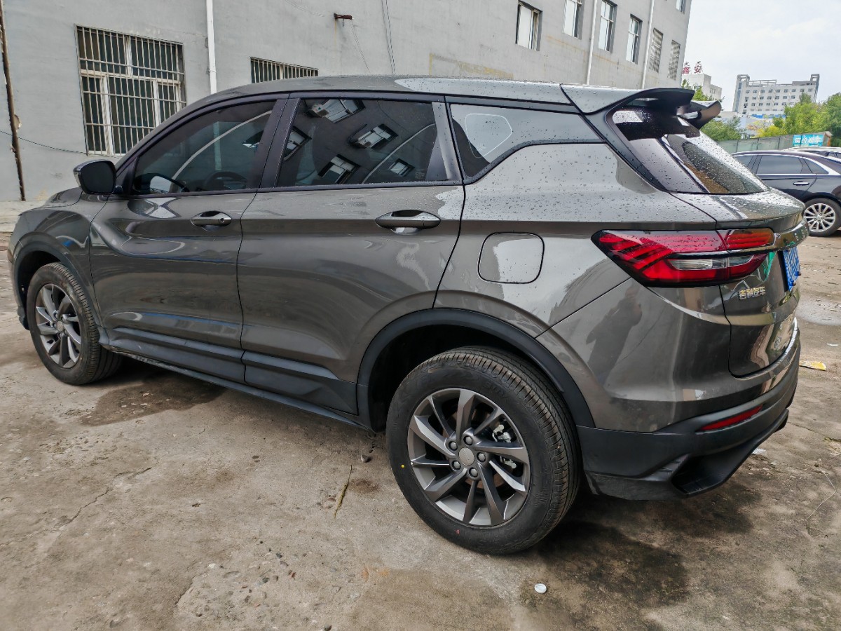 GEELY Coolray 2026 car image #8