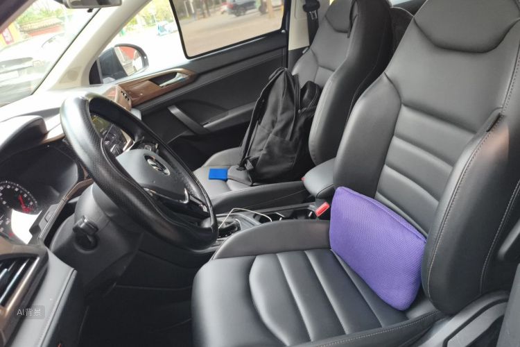 Volkswagen Tharu 2022 car image #17
