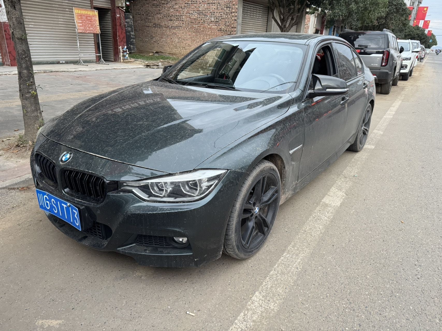 BMW 3 Series 2017 BMW 3 Series 2017 car image