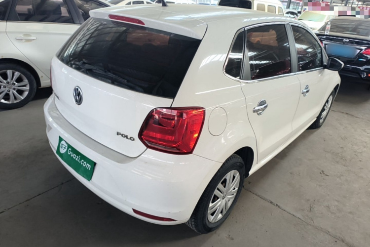 Volkswagen Polo 2018 car image #7
