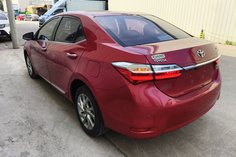 Toyota Corolla 2017 immagine di auto #5