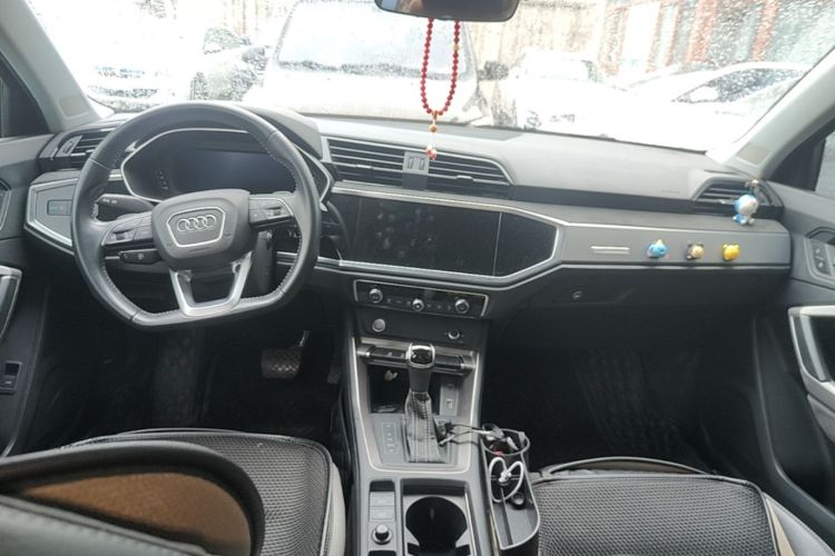 Audi Q3 2020 #10 Audi Q3 2020 car image #10