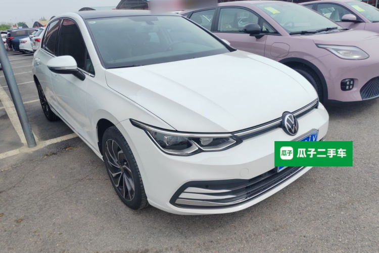 Volkswagen Golf 2022 imagen de coche #4