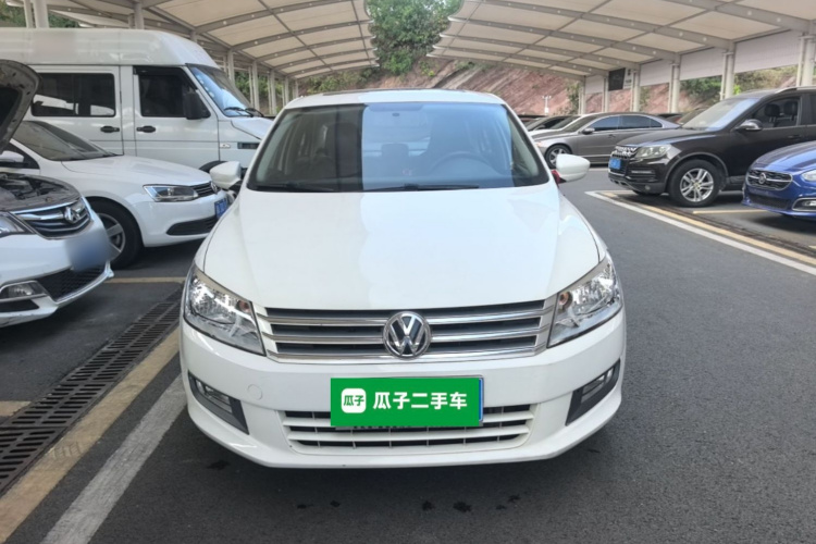 Volkswagen Santana 2016 car image #3