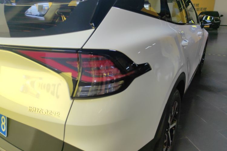 起亚 狮铂拓界 2025 汽车图片 #8