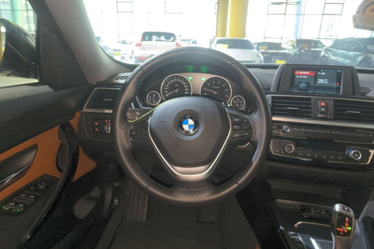 BMW 3 Series GT 2019 car image #15