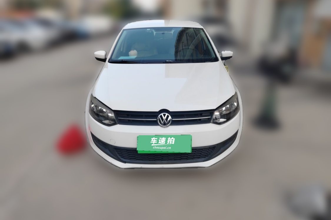 Volkswagen Polo 2013 car image #5