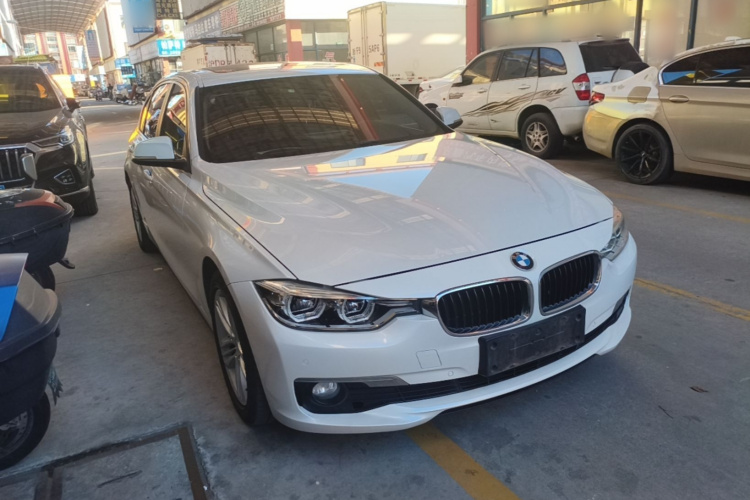 BMW 3 Series 2017 #6 BMW 3 Series 2017 car image #6