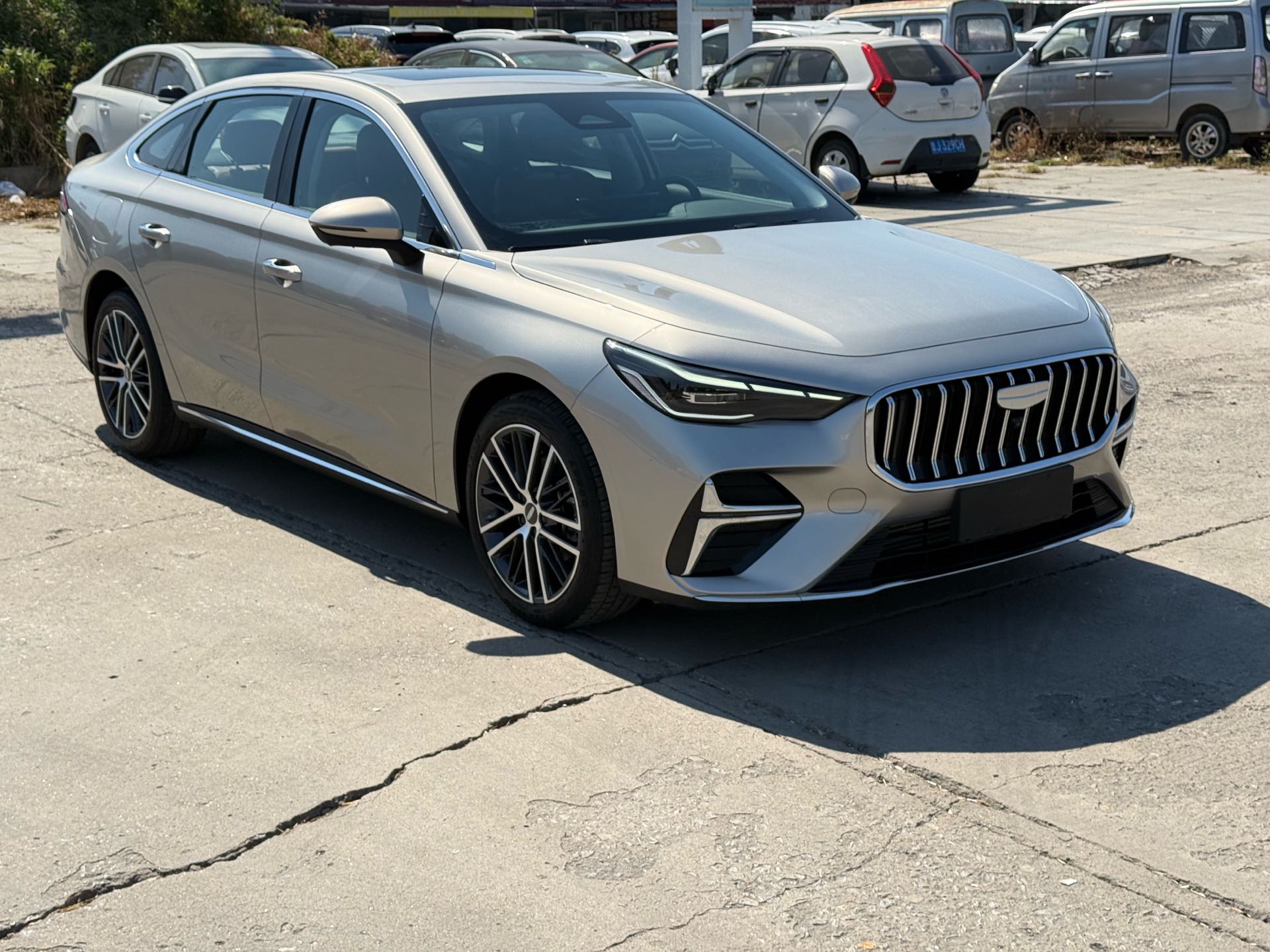 GEELY Emgrand 2025 #2 GEELY Emgrand 2025 car image #2