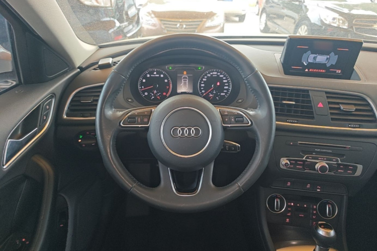 Audi Q3 2017 #15 Audi Q3 2017 car image #15