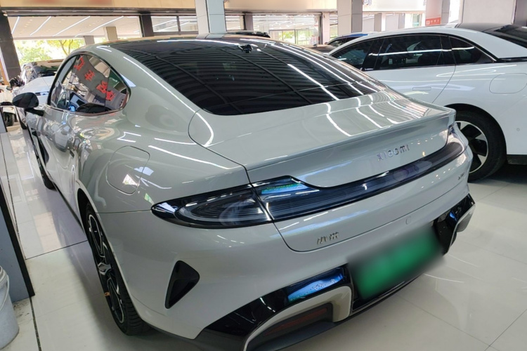 MI SU7 2024 car image #5
