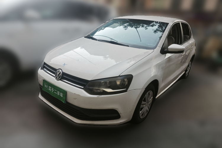 Volkswagen Polo 2016 car image #2
