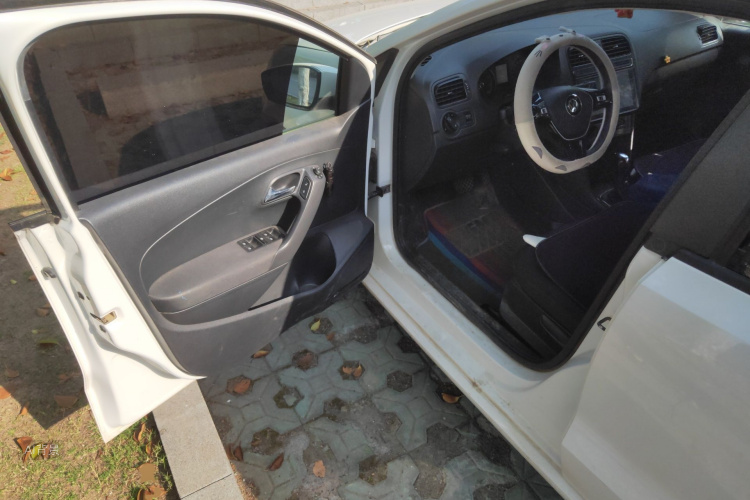 Volkswagen Polo 2018 imagem de carro #18